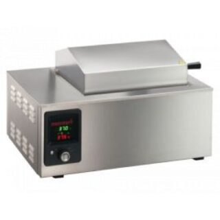 Memmert 14Litre Stainless Steel Waterbath
